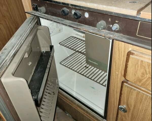 Кнаус 450, объемом двигателя 0 л и пробегом 0 тыс. км за 3900 $, фото 3 на Automoto.ua