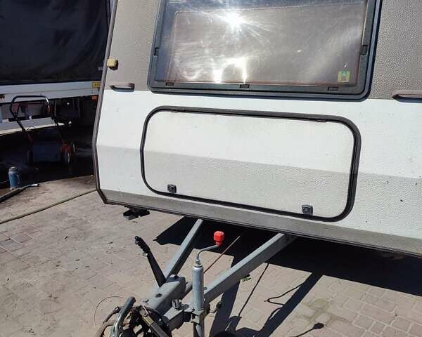 Кнаус 8403 1988 в Ковель на Automoto.ua Белый Кнаус 8403, объемом двигателя 0 л и пробегом 50 тыс. км за 5600 $, фото 13 на Automoto.ua