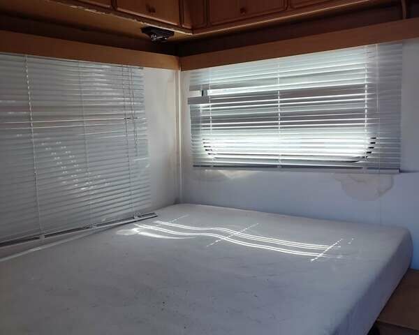 Кнаус 8403 1988 в Ковель на Automoto.ua Белый Кнаус 8403, объемом двигателя 0 л и пробегом 50 тыс. км за 5600 $, фото 30 на Automoto.ua