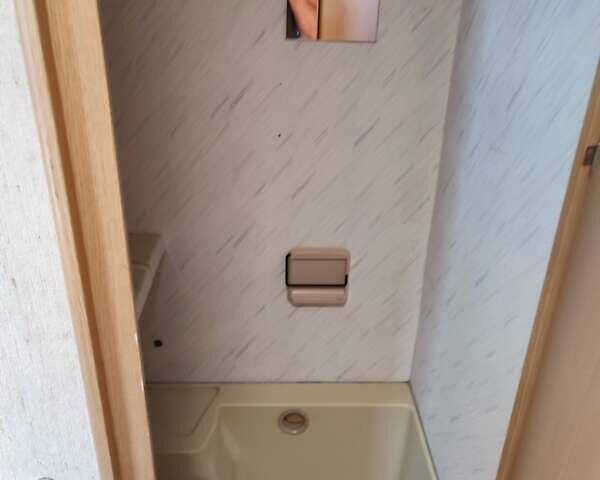 Кнаус 8403 1988 в Ковель на Automoto.ua Белый Кнаус 8403, объемом двигателя 0 л и пробегом 50 тыс. км за 5600 $, фото 25 на Automoto.ua