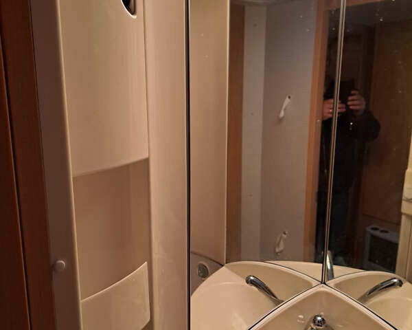 Кнаус АЗУР, объемом двигателя 0 л и пробегом 5 тыс. км за 13800 $, фото 6 на Automoto.ua