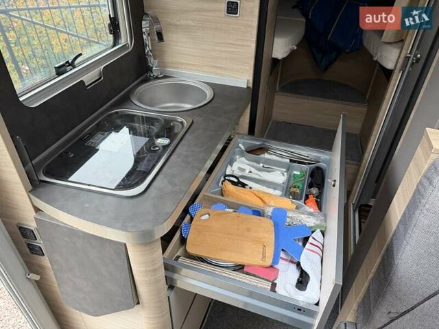 Сірий Кнаус Комфорт, об'ємом двигуна 1.97 л та пробігом 30 тис. км за 145000 $, фото 48 на Automoto.ua