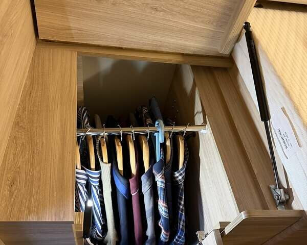 Сірий Кнаус Комфорт, об'ємом двигуна 1.97 л та пробігом 30 тис. км за 145000 $, фото 42 на Automoto.ua