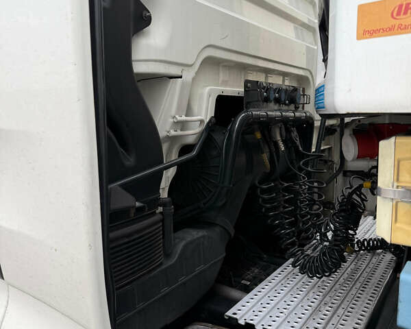 Белый Когель SVKT 24P, объемом двигателя 0 л и пробегом 500 тыс. км за 29500 $, фото 10 на Automoto.ua