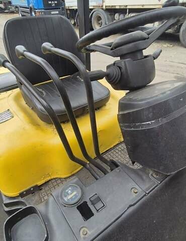 Коматсу ФД 2003 у Києві на Automoto.ua Коматсу ФД, об'ємом двигуна 0 л та пробігом 10 тис. км за 5990 $, фото 7 на Automoto.ua