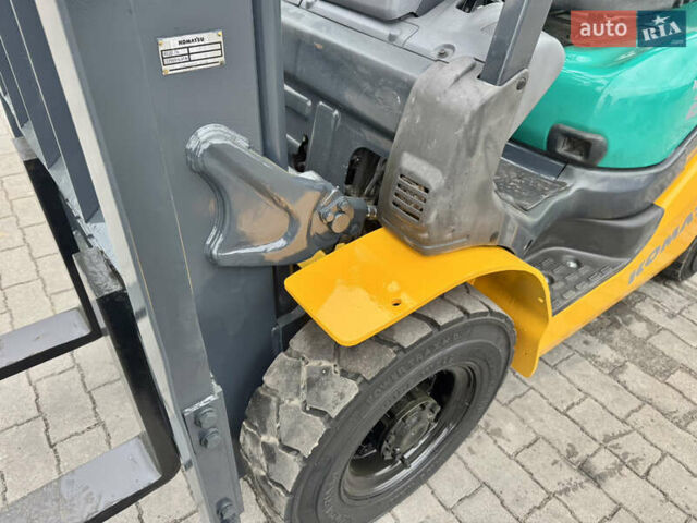 Коматсу ФД 2008 у Радомышле на Automoto.ua Жовтий Коматсу ФД, об'ємом двигуна 2.5 л та пробігом 5 тис. км за 12500 $, фото 8 на Automoto.ua