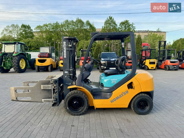 Коматсу ФД 2008 у Радомышле на Automoto.ua Жовтий Коматсу ФД, об'ємом двигуна 2 л та пробігом 0 тис. км за 13000 $, фото 1 на Automoto.ua