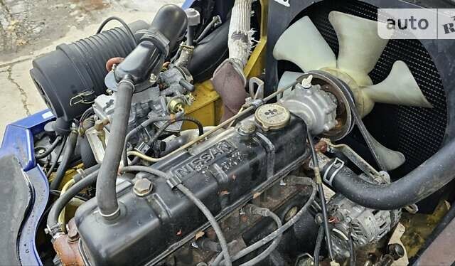 Желтый Коматсу ФГ, объемом двигателя 2 л и пробегом 9 тыс. км за 12500 $, фото 16 на Automoto.ua