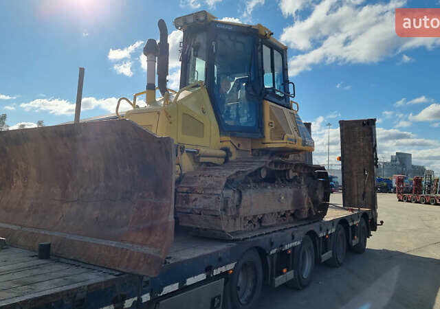 Коматсу D 51PX-23, объемом двигателя 0 л и пробегом 8 тыс. км за 60532 $, фото 4 на Automoto.ua