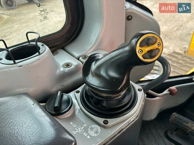 Коматсу D 61EX-15OE, об'ємом двигуна 0 л та пробігом 9 тис. км за 73320 $, фото 25 на Automoto.ua