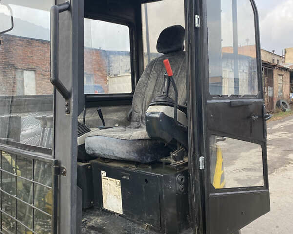 Коматсу PC 35MR 2013 в Хмельницком на Automoto.ua Коматсу PC 35MR, объемом двигателя 0 л и пробегом 6 тыс. км за 23500 $, фото 5 на Automoto.ua