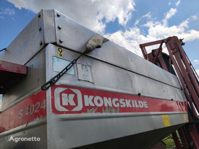 Красный Конгскилд Wing Jet, объемом двигателя 0 л и пробегом 0 тыс. км за 944 $, фото 16 на Automoto.ua