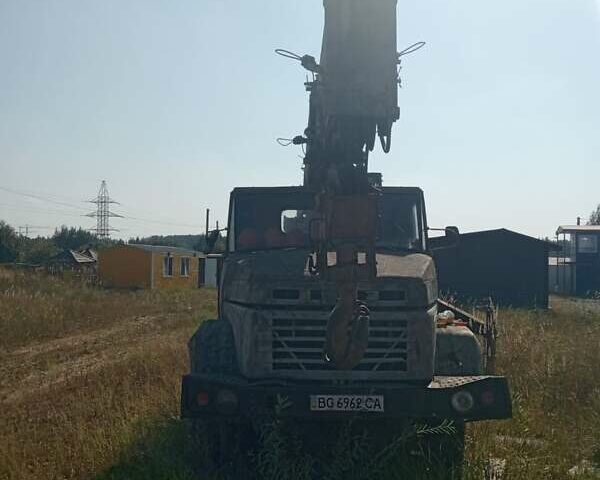 Серый КрАЗ 250, объемом двигателя 14.9 л и пробегом 113 тыс. км за 9600 $, фото 2 на Automoto.ua