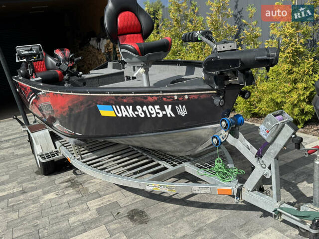 Красный КрАЗ 255Б1, объемом двигателя 1 л и пробегом 1 тыс. км за 19500 $, фото 3 на Automoto.ua