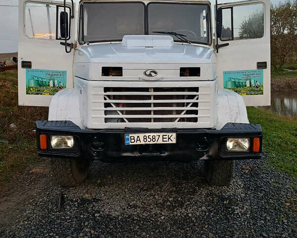 Белый КрАЗ 6130, объемом двигателя 14.9 л и пробегом 2 тыс. км за 9500 $, фото 4 на Automoto.ua