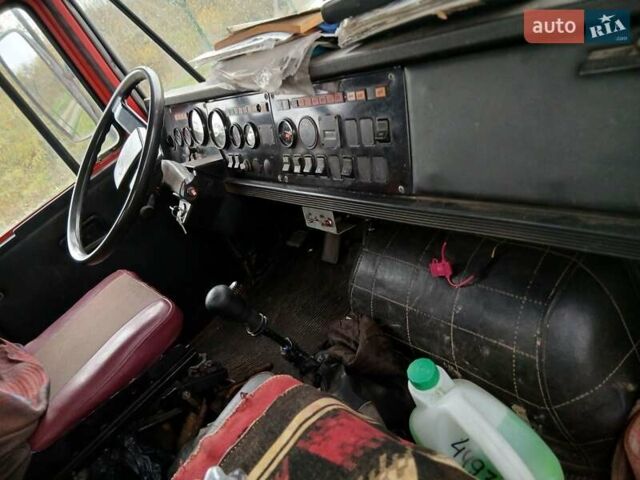 Красный КрАЗ 65053, объемом двигателя 4.2 л и пробегом 110 тыс. км за 67000 $, фото 6 на Automoto.ua