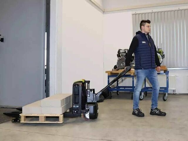 КрАЗ 6510, объемом двигателя 14.86 л и пробегом 0 тыс. км за 2209 $, фото 6 на Automoto.ua