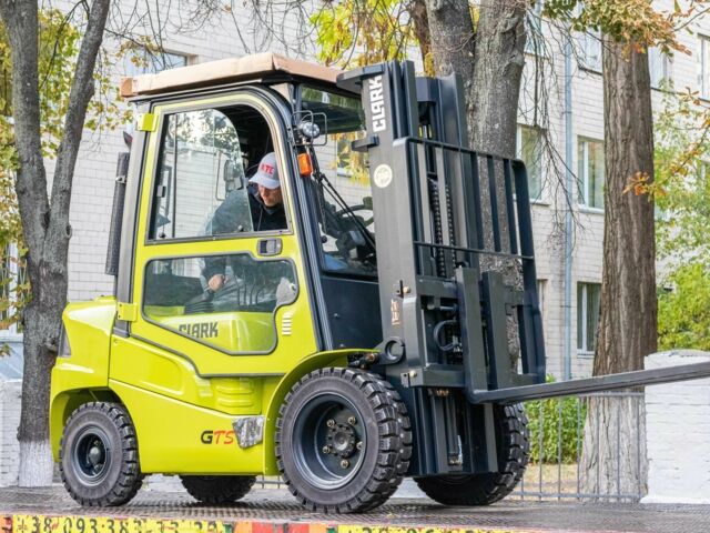 КрАЗ 6510, объемом двигателя 14.86 л и пробегом 0 тыс. км за 1468000 $, фото 2 на Automoto.ua