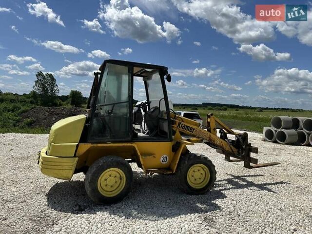 Желтый Крамер 320, объемом двигателя 2.4 л и пробегом 4 тыс. км за 11900 $, фото 2 на Automoto.ua