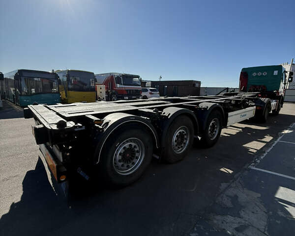Червоний Кроне BDF, об'ємом двигуна 0 л та пробігом 101 тис. км за 16000 $, фото 4 на Automoto.ua