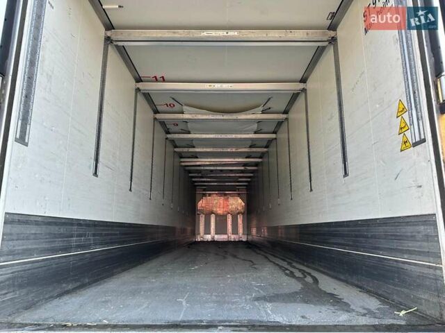 Кроне Кул Лайнер, объемом двигателя 0 л и пробегом 580 тыс. км за 33691 $, фото 6 на Automoto.ua