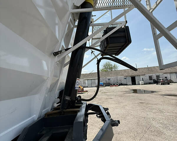 Білий Кроне САФ, об'ємом двигуна 0 л та пробігом 0 тис. км за 25500 $, фото 5 на Automoto.ua