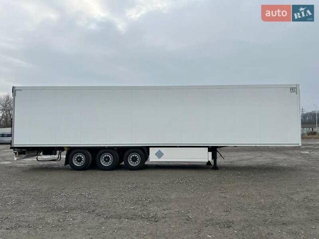 Белый Кроне СД, объемом двигателя 0 л и пробегом 93 тыс. км за 41348 $, фото 7 на Automoto.ua