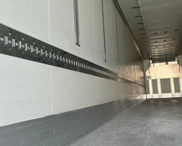 Кроне СД 2016 у Чернівцях на Automoto.ua Білий Кроне СД, об'ємом двигуна 0 л та пробігом 93 тис. км за 44356 $, фото 9 на Automoto.ua