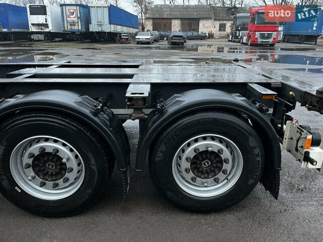 Черный Кроне СД, объемом двигателя 0 л и пробегом 300 тыс. км за 13900 $, фото 2 на Automoto.ua