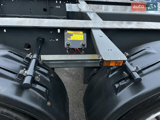 Черный Кроне СД, объемом двигателя 0 л и пробегом 300 тыс. км за 13900 $, фото 15 на Automoto.ua