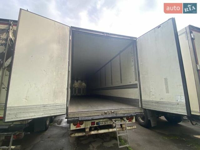 Чорний Кроне СД, об'ємом двигуна 0 л та пробігом 0 тис. км за 15230 $, фото 11 на Automoto.ua