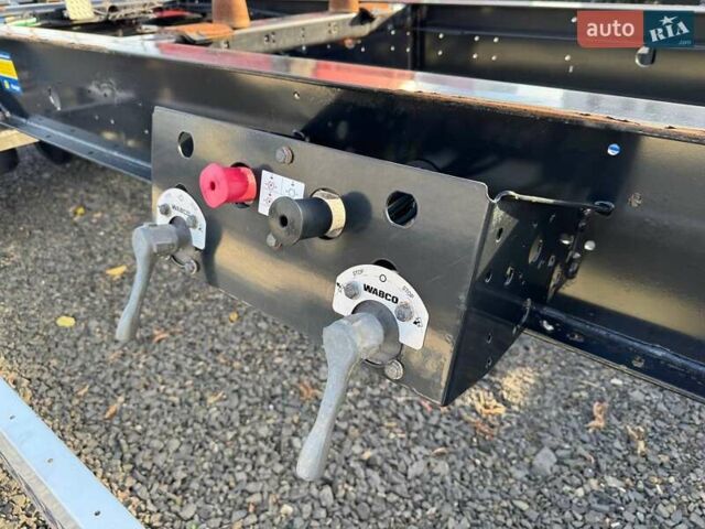 Черный Кроне AZ, объемом двигателя 0 л и пробегом 0 тыс. км за 10400 $, фото 9 на Automoto.ua