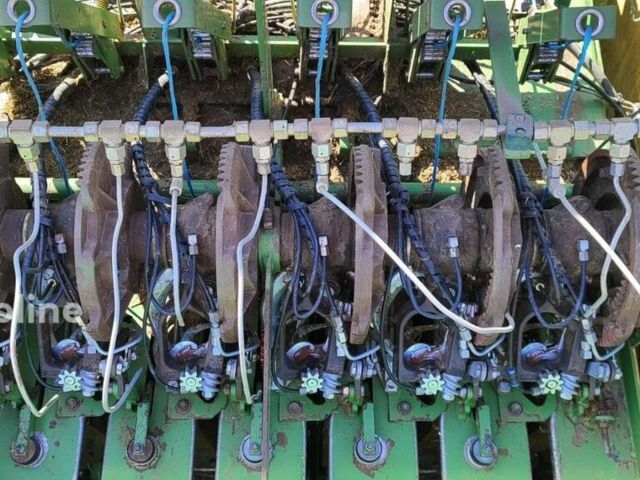 Зелений Кроне Другая, об'ємом двигуна 0 л та пробігом 0 тис. км за 23241 $, фото 6 на Automoto.ua