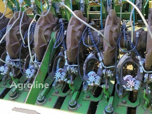 Зелений Кроне Другая, об'ємом двигуна 0 л та пробігом 0 тис. км за 23241 $, фото 5 на Automoto.ua