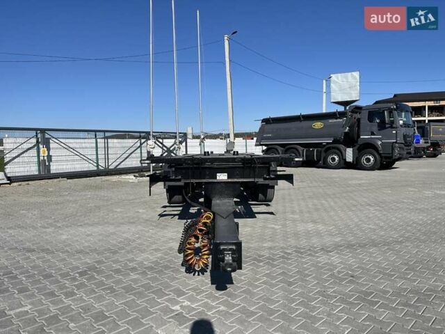 Кроне ZZ 2016 у Чернівцях на Automoto.ua Чорний Кроне ZZ, об'ємом двигуна 0 л та пробігом 100 тис. км за 9940 $, фото 1 на Automoto.ua