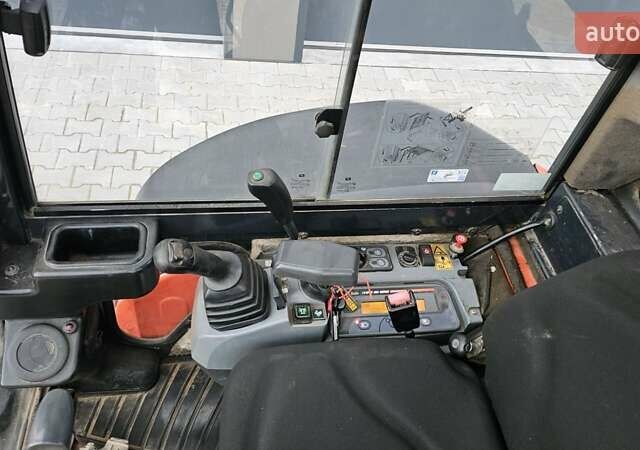 Красный Кубота Ю, объемом двигателя 1.8 л и пробегом 0 тыс. км за 34300 $, фото 10 на Automoto.ua