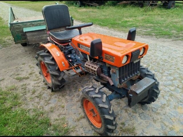 Кубота B6000, объемом двигателя 0 л и пробегом 1000 тыс. км за 3800 $, фото 1 на Automoto.ua