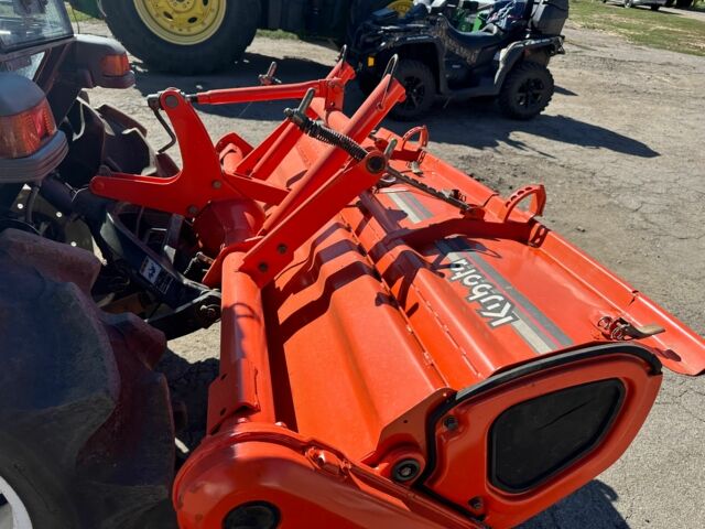 Кубота Другая, объемом двигателя 0 л и пробегом 800 тыс. км за 14600 $, фото 5 на Automoto.ua