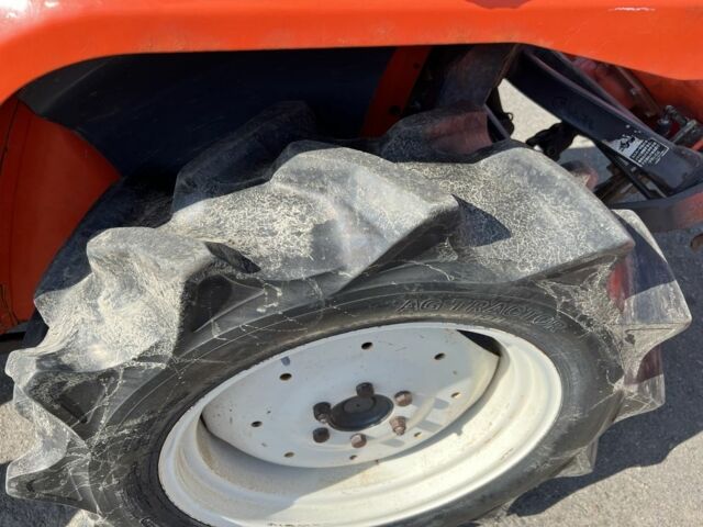 Кубота Другая, объемом двигателя 1.39 л и пробегом 873 тыс. км за 7200 $, фото 1 на Automoto.ua