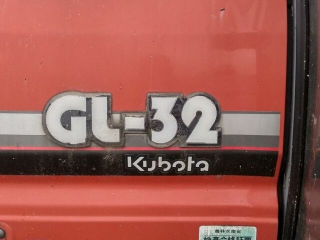 Красный Кубота GL32, объемом двигателя 0 л и пробегом 10 тыс. км за 10000 $, фото 1 на Automoto.ua