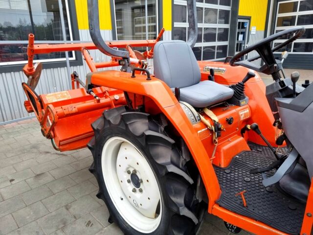 Кубота GL 240, объемом двигателя 1500 л и пробегом 850 тыс. км за 8150 $, фото 4 на Automoto.ua