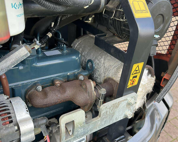 Червоний Кубота KX-101, об'ємом двигуна 1.5 л та пробігом 735 тис. км за 24421 $, фото 16 на Automoto.ua