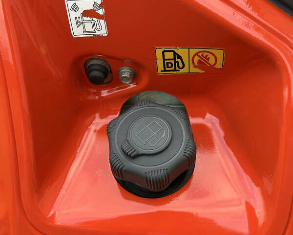 Червоний Кубота KX-101, об'ємом двигуна 1.5 л та пробігом 735 тис. км за 24421 $, фото 20 на Automoto.ua