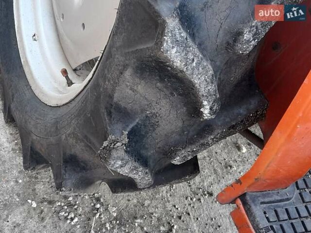 Желтый Кубота L 200, объемом двигателя 1.6 л и пробегом 1 тыс. км за 9000 $, фото 13 на Automoto.ua