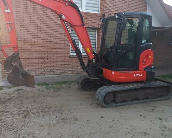 Кубота U55-4 2017 у Ковель на Automoto.ua Червоний Кубота U55-4, об'ємом двигуна 2.6 л та пробігом 3 тис. км за 41900 $, фото 2 на Automoto.ua