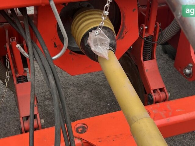 Кун Максіма, об'ємом двигуна 0 л та пробігом 0 тис. км за 29542 $, фото 10 на Automoto.ua