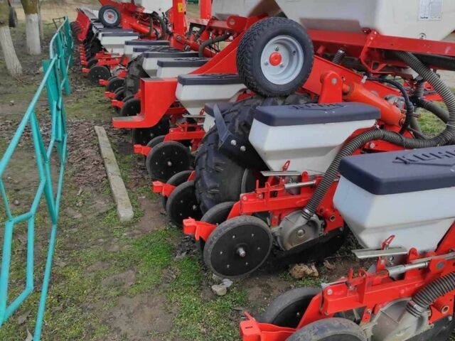 Красный Кун Плантер, объемом двигателя 0 л и пробегом 0 тыс. км за 22138 $, фото 7 на Automoto.ua