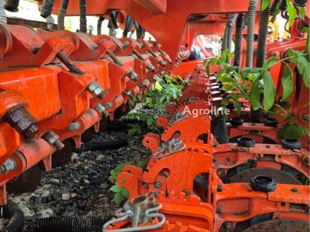 Красный Кун Другая, объемом двигателя 0 л и пробегом 0 тыс. км за 17080 $, фото 9 на Automoto.ua