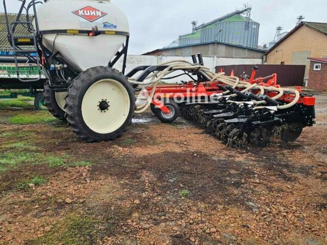 Красный Кун Другая, объемом двигателя 0 л и пробегом 0 тыс. км за 145204 $, фото 1 на Automoto.ua