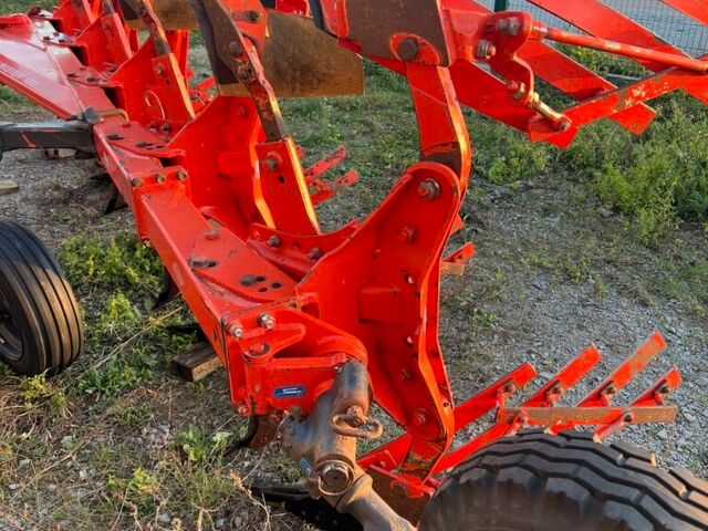 Красный Кун Другая, объемом двигателя 0 л и пробегом 0 тыс. км за 15093 $, фото 10 на Automoto.ua